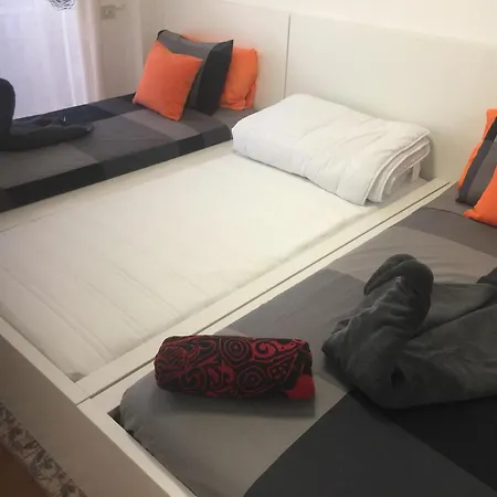 Edificio Comodoro Apartman *